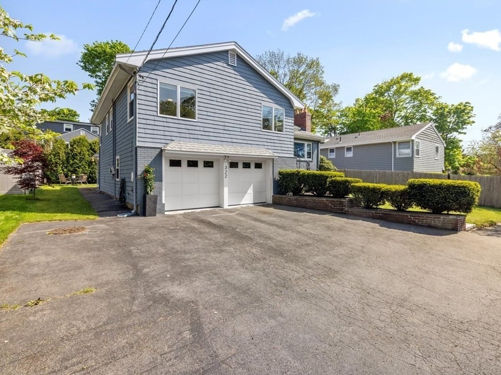 322 Atlantic Ave, Marblehead MA  01945-2730 exterior