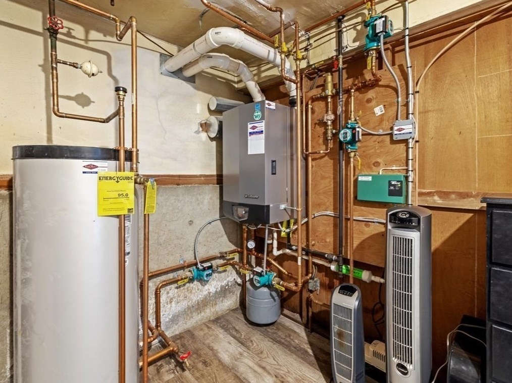 322 Atlantic Ave, Marblehead MA  01945-2730 exterior