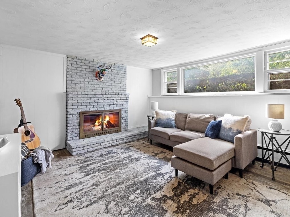 322 Atlantic Ave, Marblehead MA  01945-2730 exterior