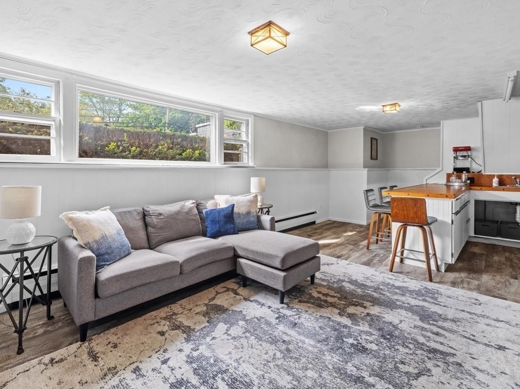 322 Atlantic Ave, Marblehead MA  01945-2730 exterior