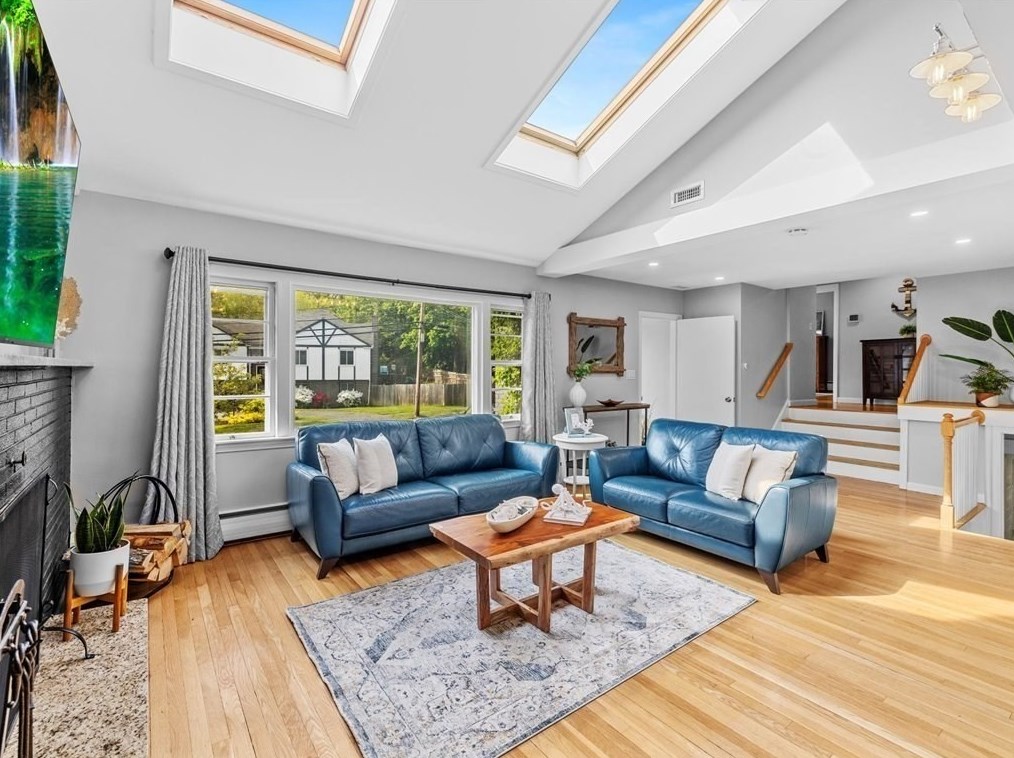 322 Atlantic Ave, Marblehead MA  01945-2730 exterior