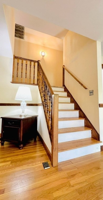 59 Fox Hl Dr, East Bridgewater MA 02324-2333 exterior