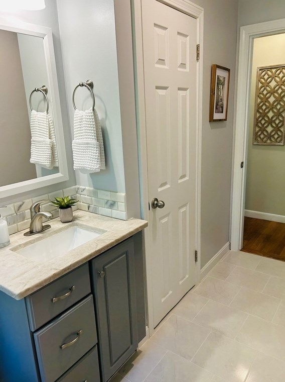 95 Ml St, Franklin MA 02038-1224 exterior