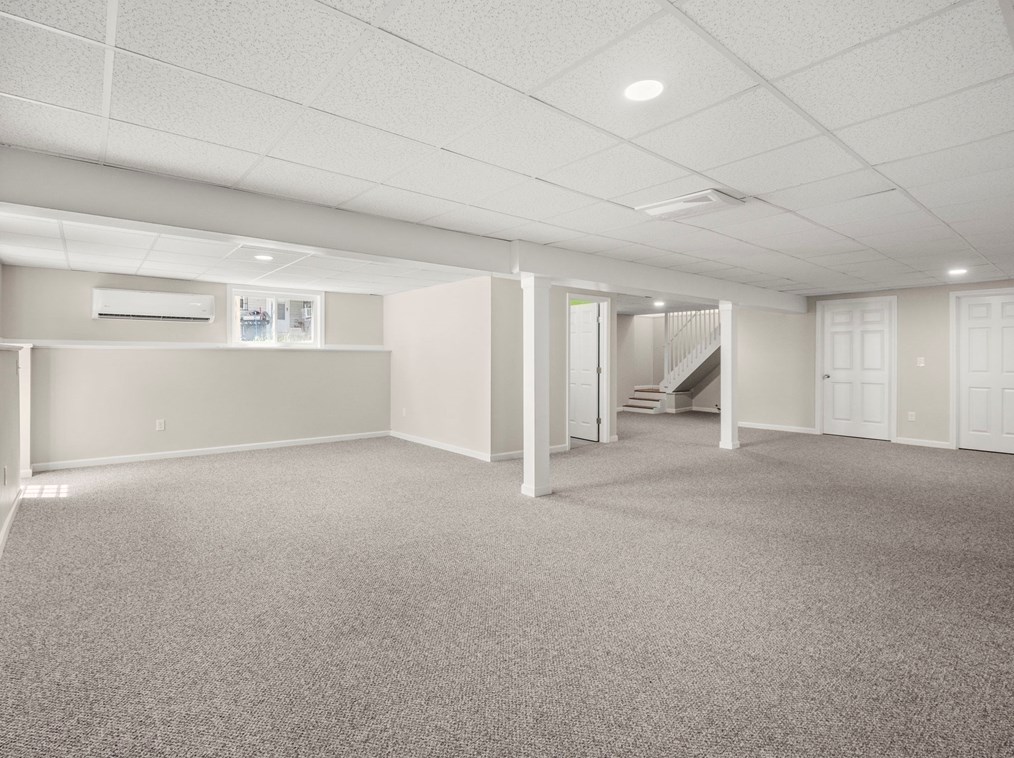 48 Litchfield St, Worcester MA 01603 exterior