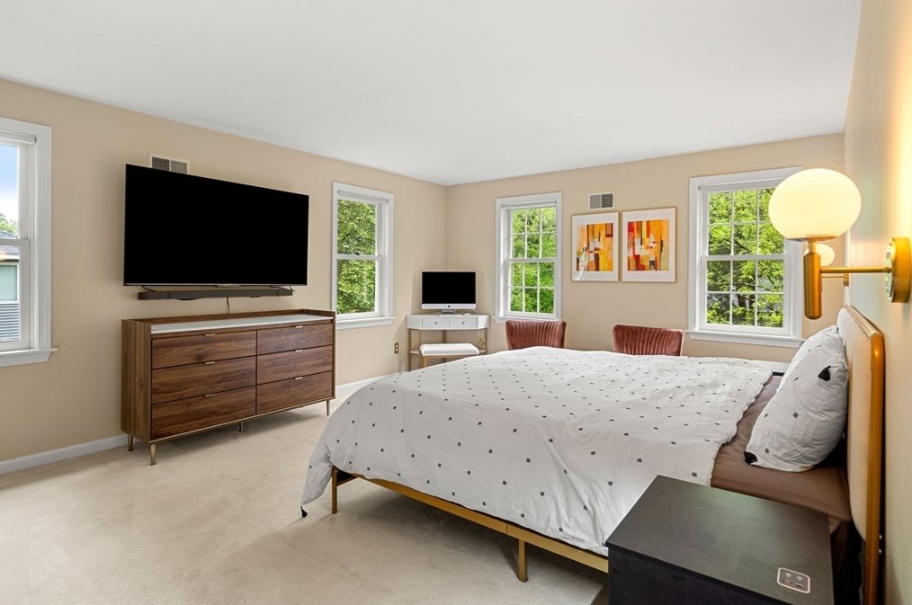 315 Spring St, Shrewsbury MA  01545-5031 exterior