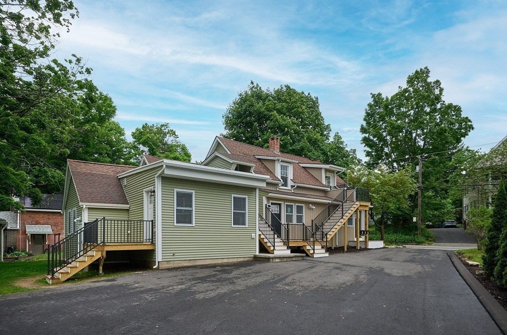64 North St, Northampton, MA 01060 exterior