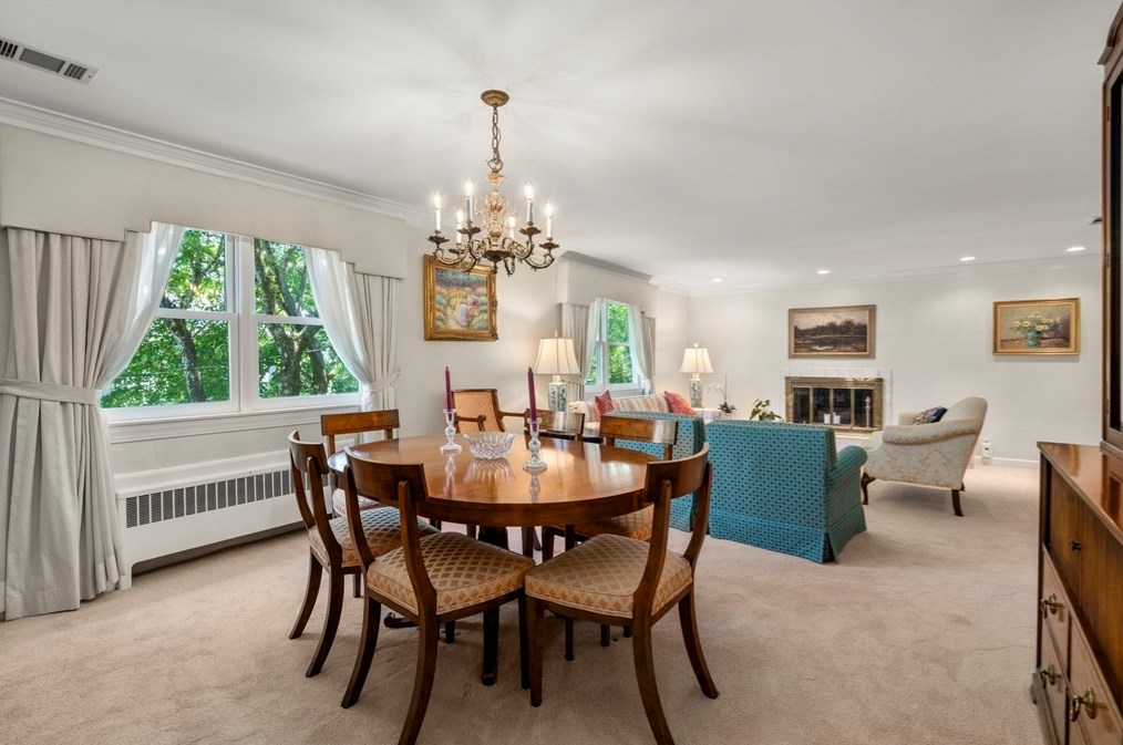 129 Withington Rd, Newton MA 02460-2037 exterior