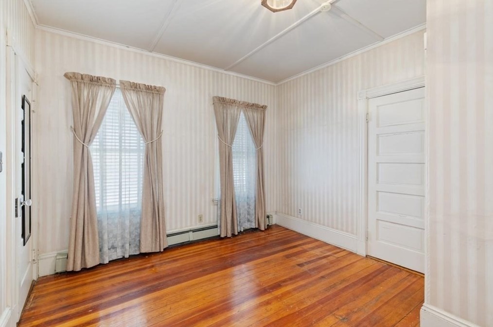 238 Beach St, Revere MA 02151-5004 exterior