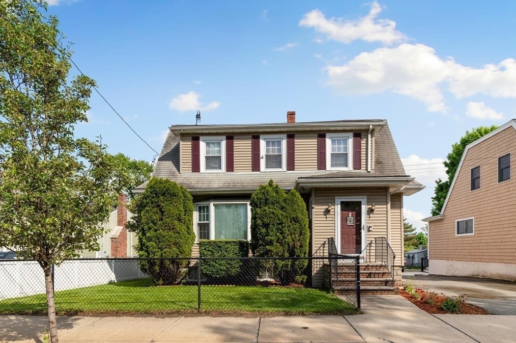 575 Lynn St, Revere, MA 02151 exterior