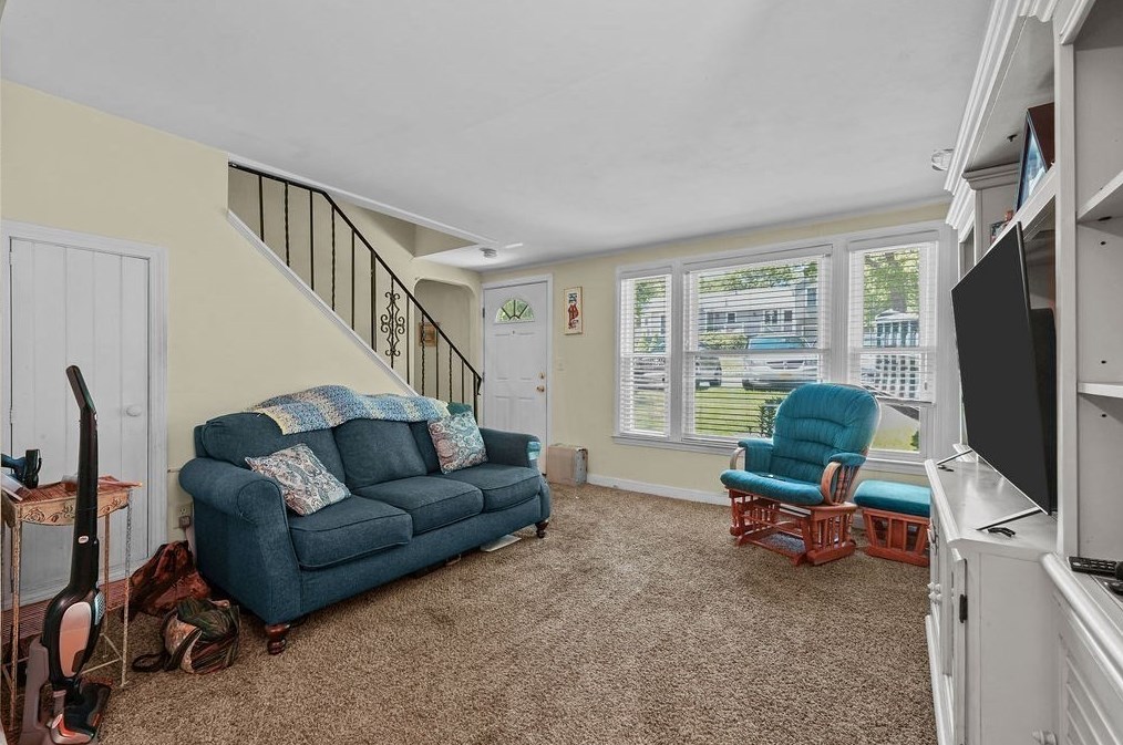 459 Essex St, Weymouth MA 02188-3502 exterior