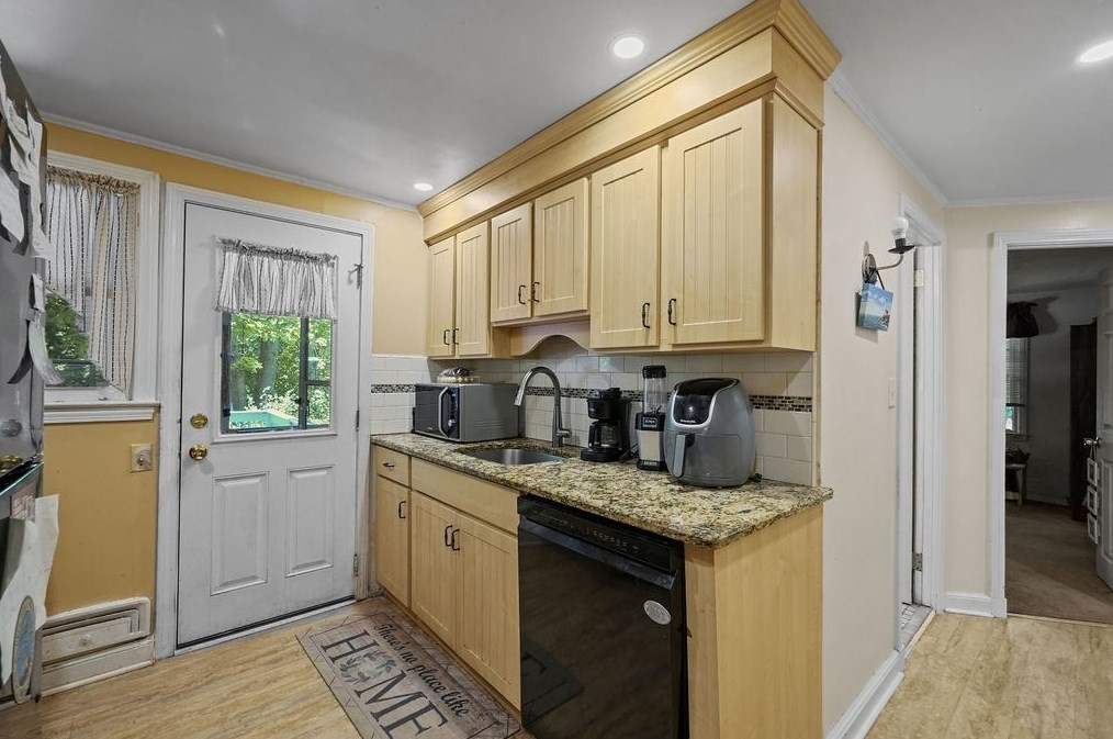 459 Essex St, Weymouth MA 02188-3502 exterior