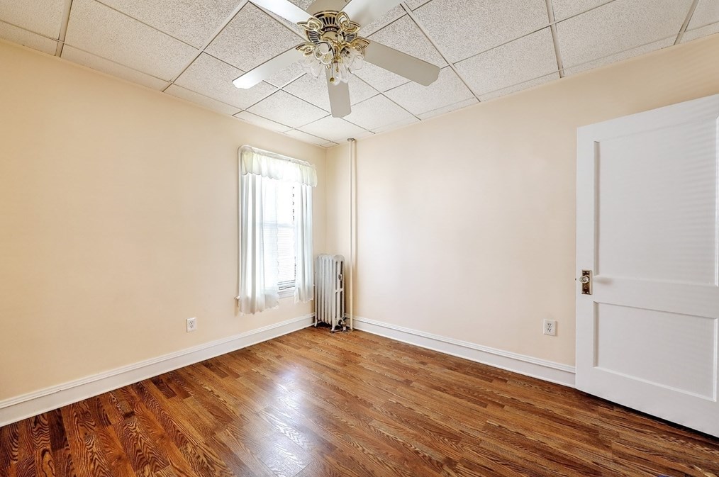 359 Stetson St, Fall River MA 02720-5545 exterior