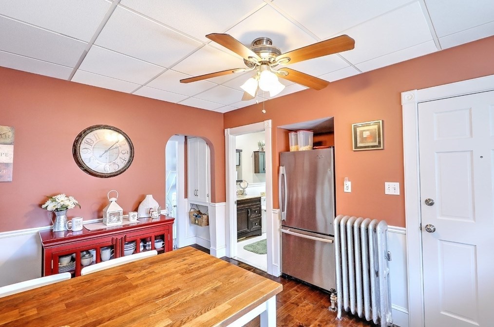 359 Stetson St, Fall River MA 02720-5545 exterior