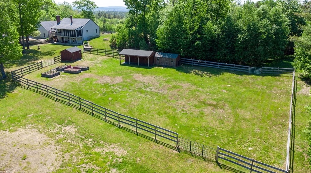 61 Town Farm Rd, Winchendon, MA 01475