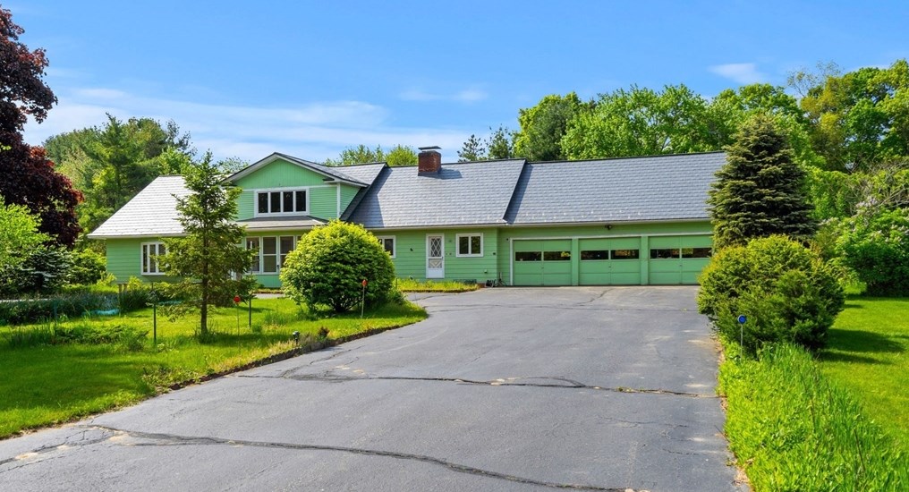 30 Bailey Rd, Andover, MA 01810