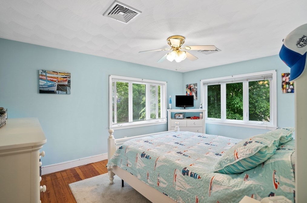 19 Belcher St, Winthrop MA 02152-3031 exterior