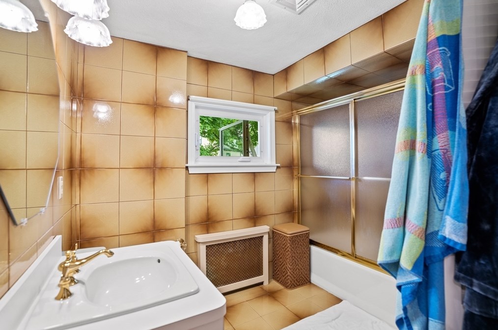 19 Belcher St, Winthrop MA 02152-3031 exterior