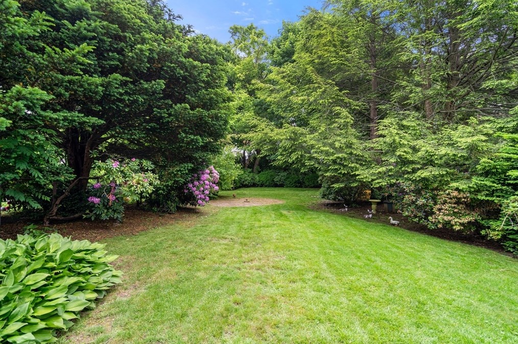 128 Jewett St, Newton MA 02458-1525 exterior