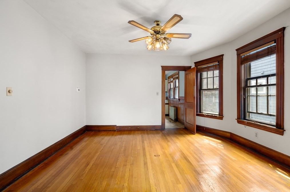 128 Jewett St, Newton MA 02458-1525 exterior