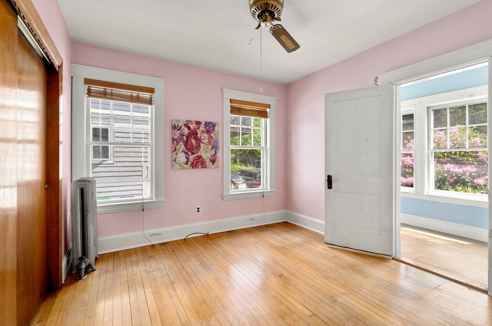 128 Jewett St, Newton MA 02458-1525 exterior