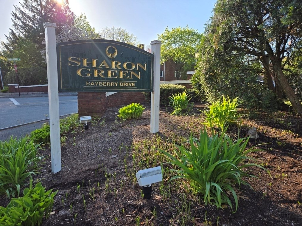 40 Bayberry Dr #4, Sharon, MA 02067