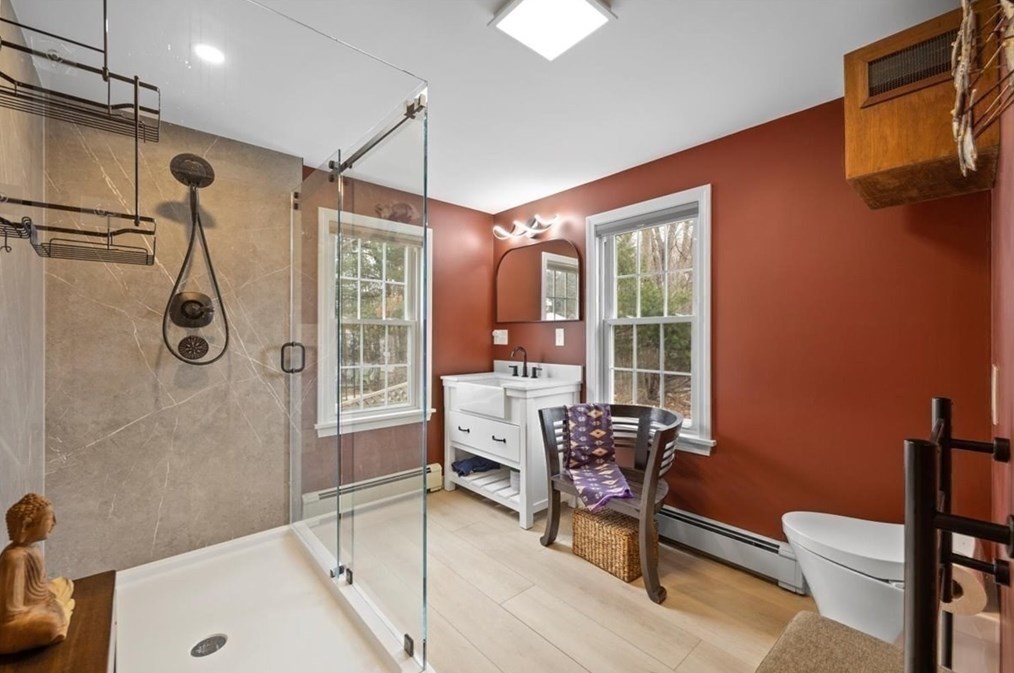 26 Jamieson St, Abington MA  02351-1022 exterior