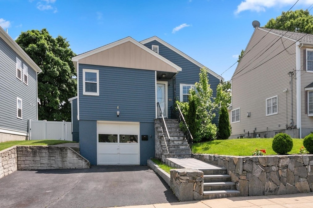 40 Danny Rd, Boston, MA 02136 exterior