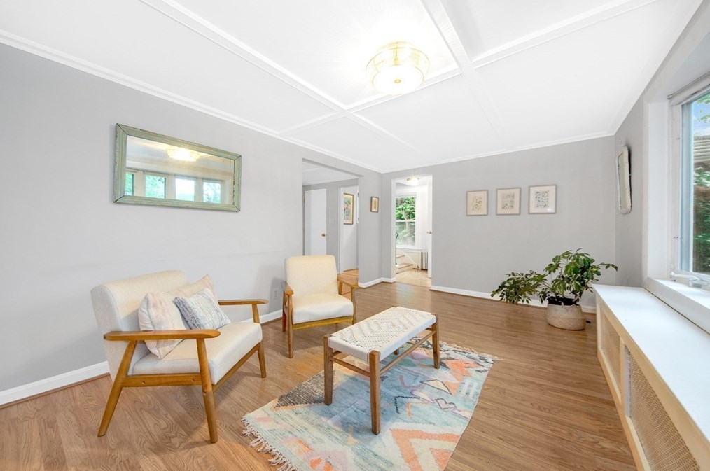 12 Wheeler St, Gloucester MA 01930-1648 exterior