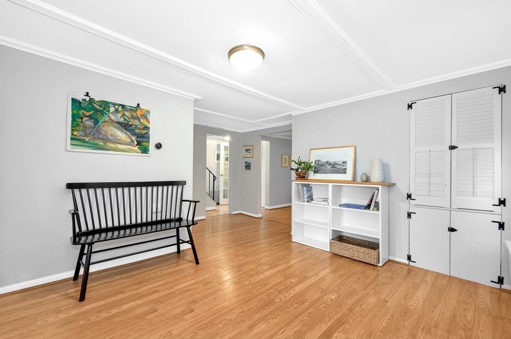 12 Wheeler St, Gloucester MA 01930-1648 exterior