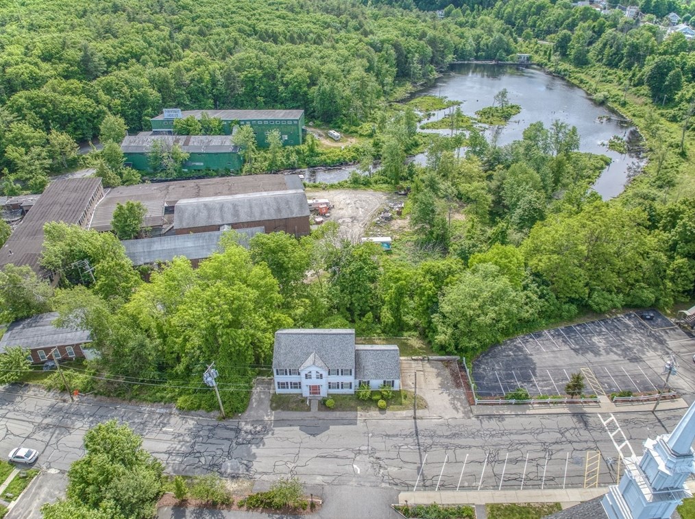 42 Front St, Winchendon MA  01475-1719 exterior