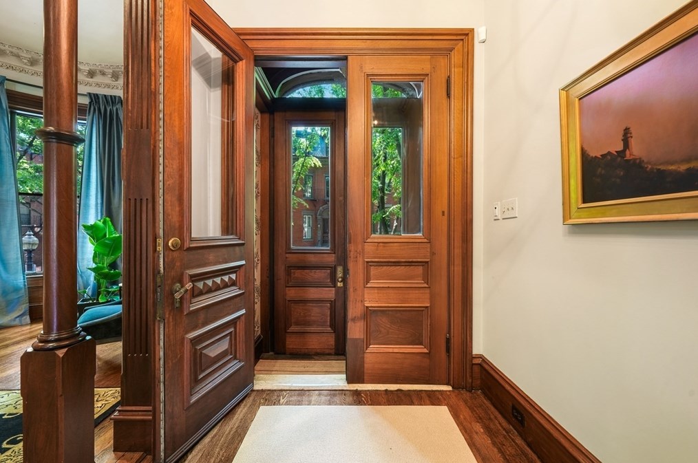 11 Wellington St, Boston MA exterior