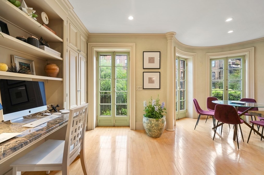 11 Wellington St, Boston MA exterior