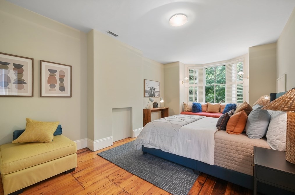 11 Wellington St, Boston MA exterior