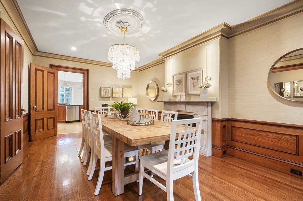 11 Wellington St, Boston MA exterior