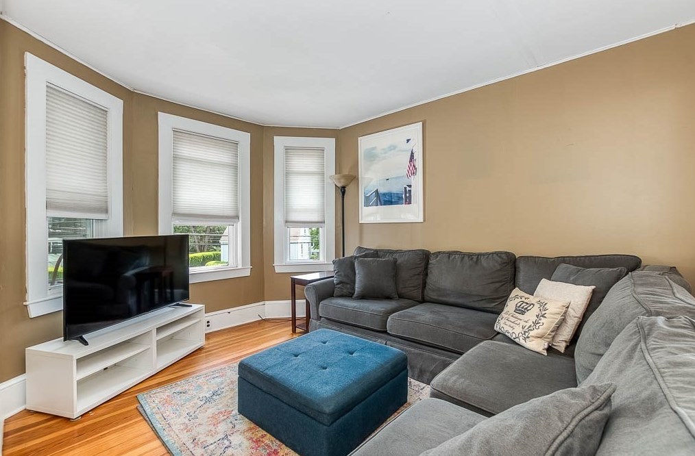 55 Kiely Rd, Dedham MA 02026-1608 exterior