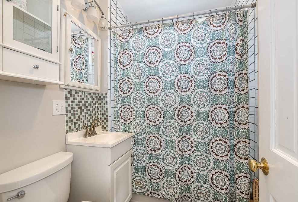 55 Kiely Rd, Dedham MA 02026-1608 exterior