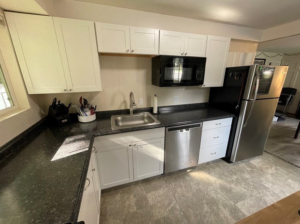 54 Commonwealth Ave #b, Worcester, MA 01604