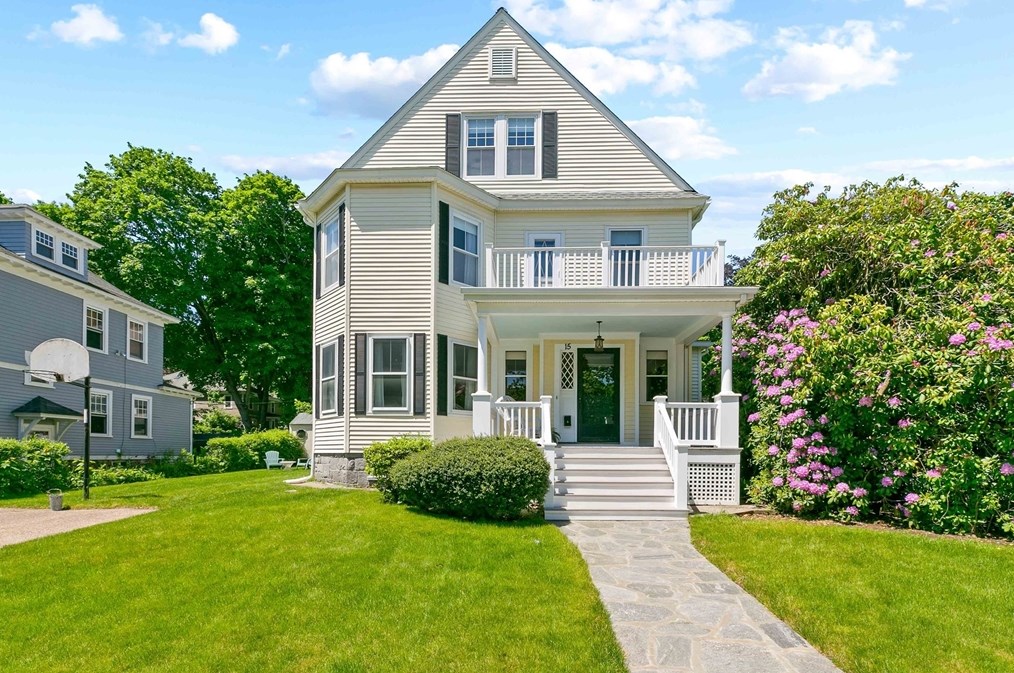 15 Vassar St, Worcester, MA 01602 exterior