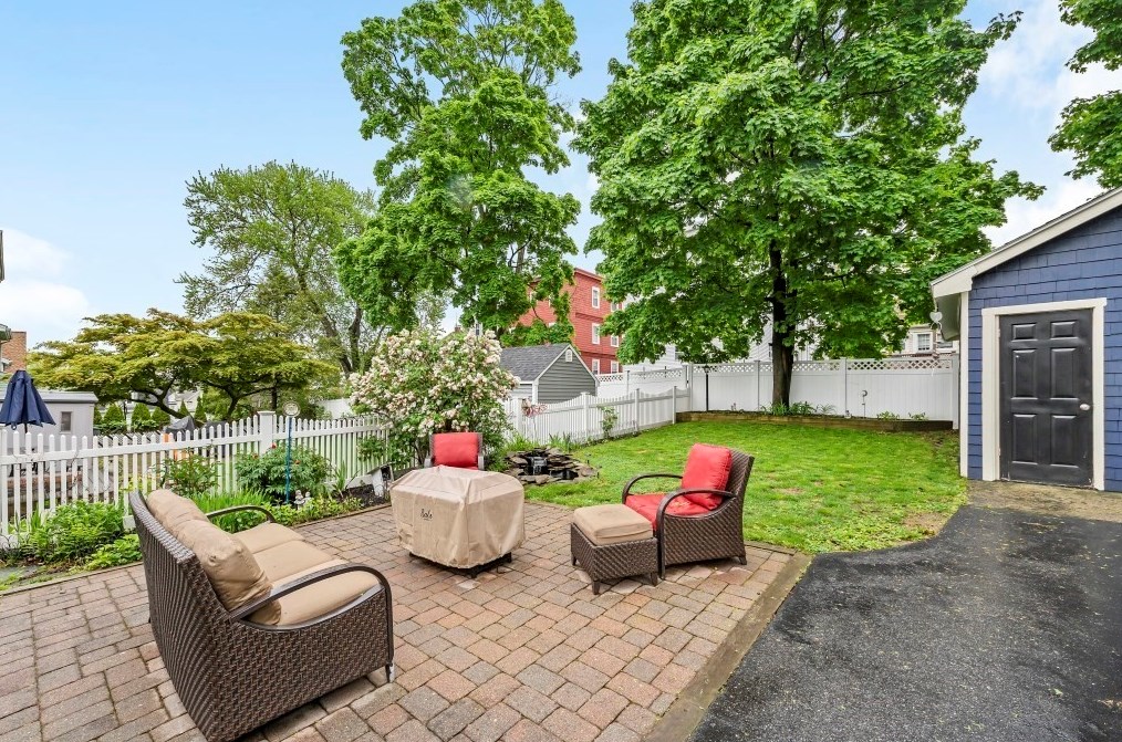 11 Winthrop St, Malden MA 02148-7816 exterior