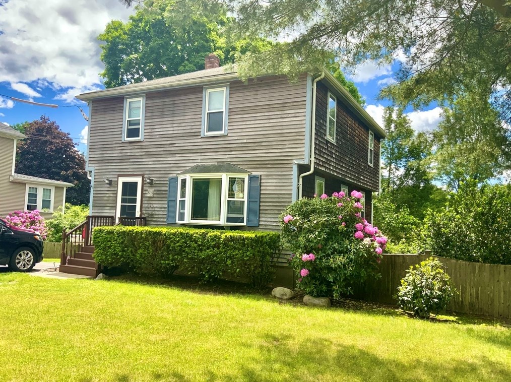 519 High St, East Bridgewater, MA 02324