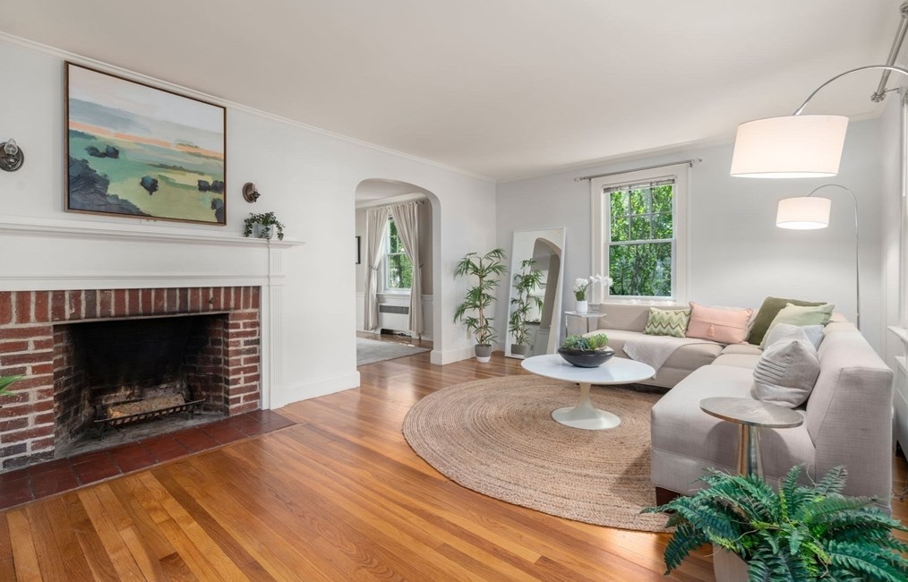36 Freeman St, Newton, MA 02466 exterior