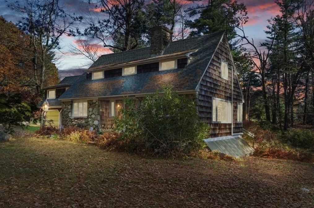 434 Mulberry St, Leicester, MA 01524