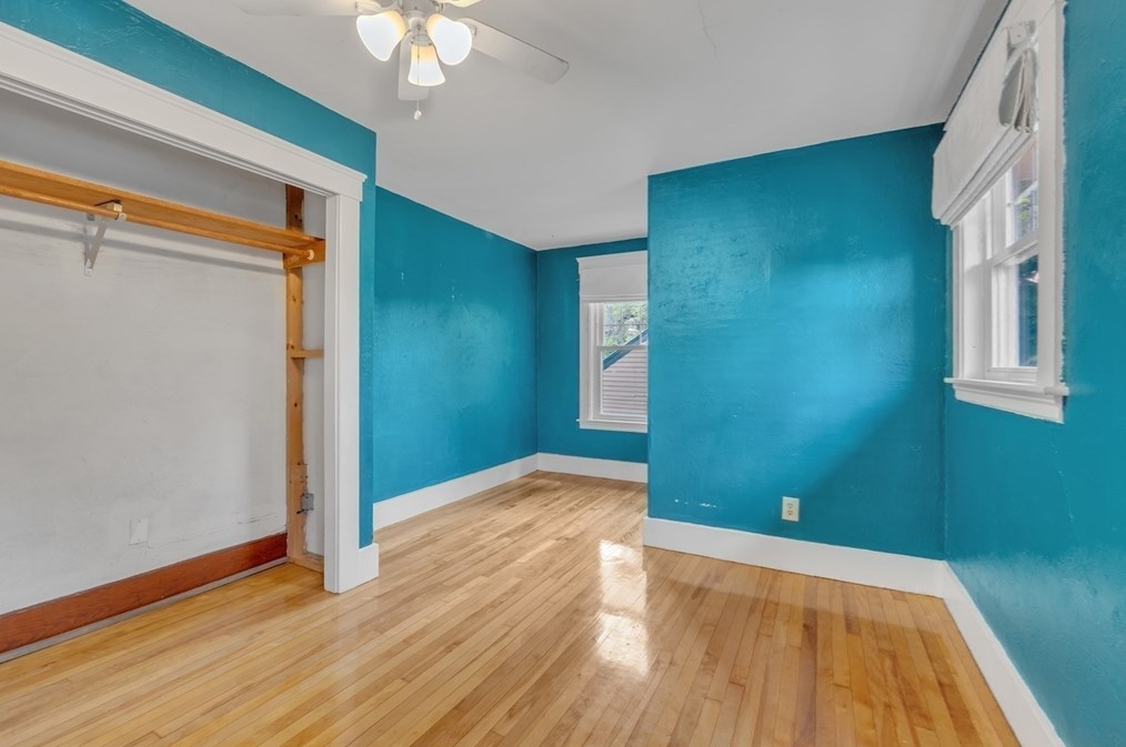 248 Burncoat St, Worcester MA  01606-2145 exterior