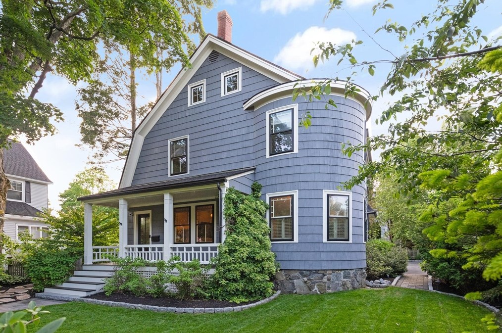 3 Fletcher St, Winchester, MA 01890-2509