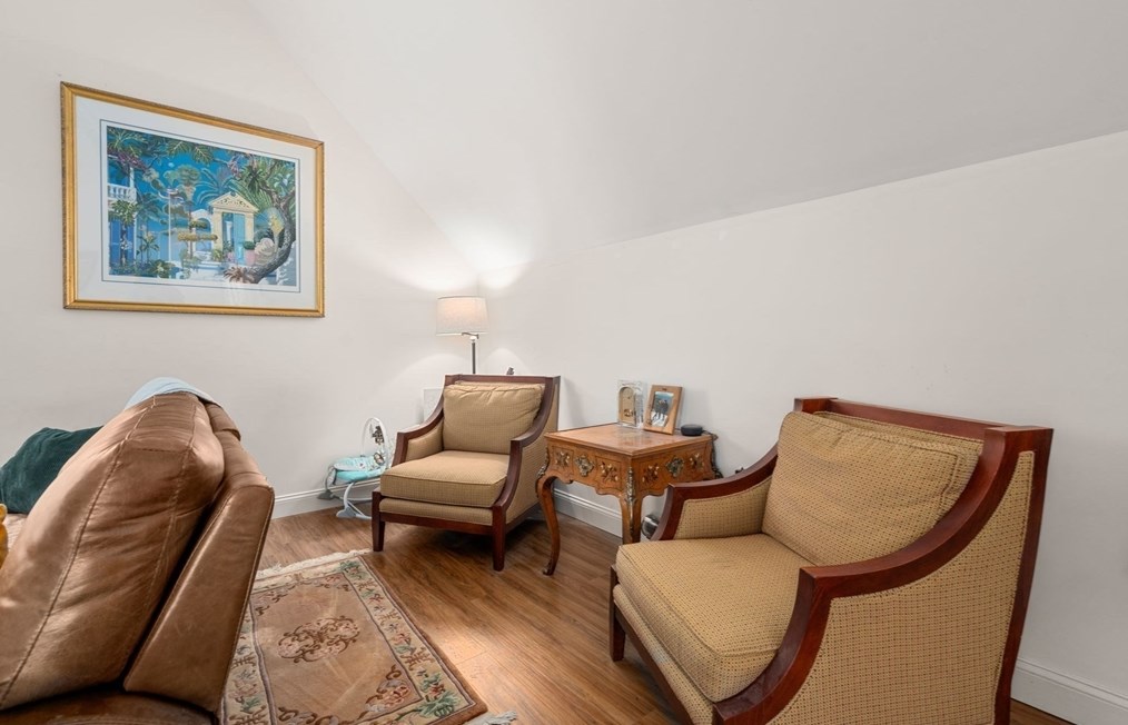 8 Dustin St, Boston MA 02135-2854 exterior