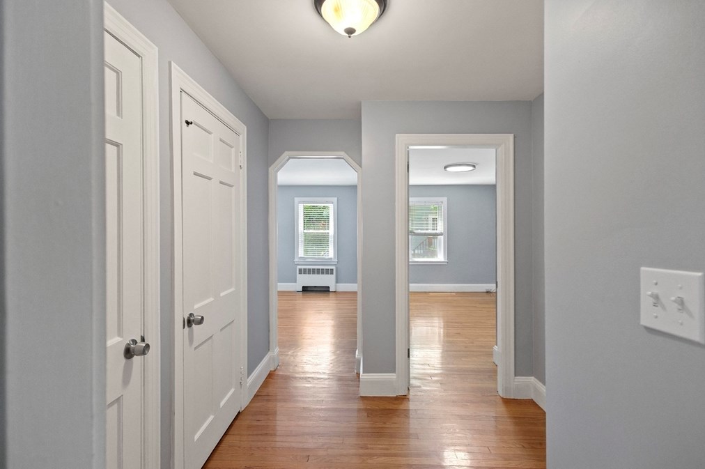 105 Thicket St, Weymouth MA 02190-1223 exterior