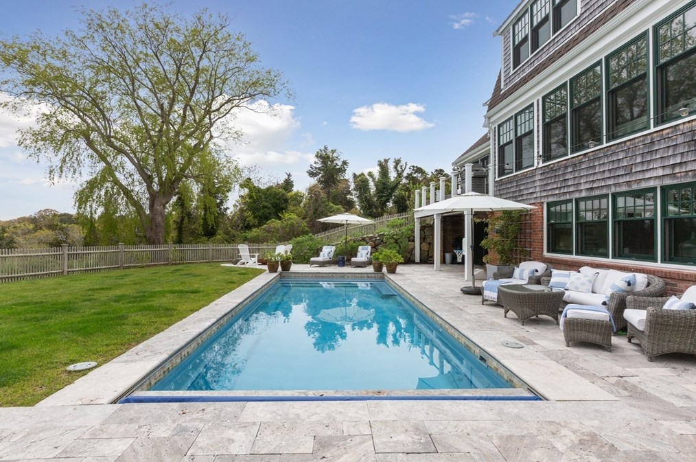 51 Briar Spg Rd, Orleans MA 02653-3707 exterior