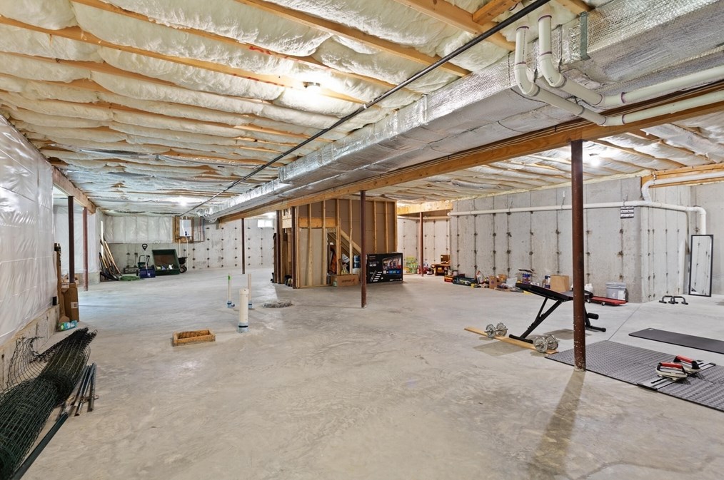 846 Caswell St, Taunton MA  02718-1121 exterior