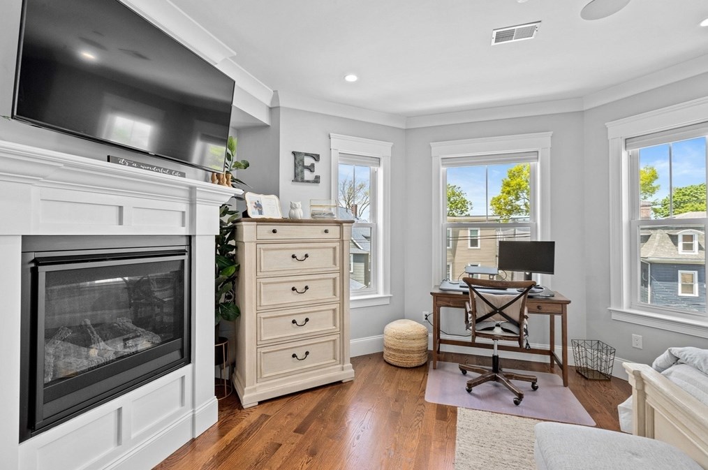 73 Dix #6, Boston, MA 02122