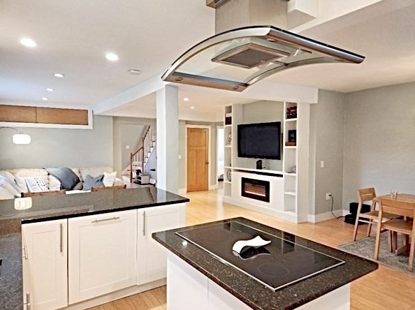 35 Parham Rd, Tyngsborough MA 01879-1237 exterior